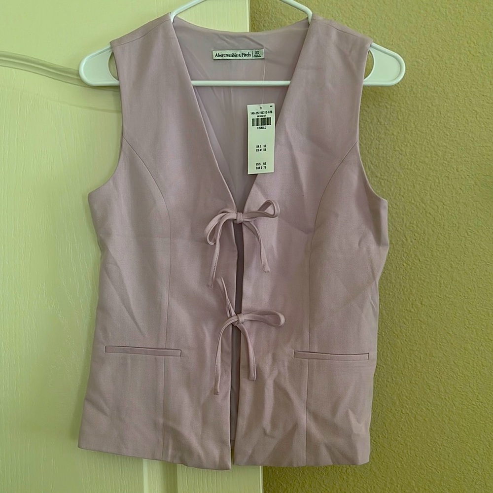 Abercrombie & Fitch Light Purple Vest